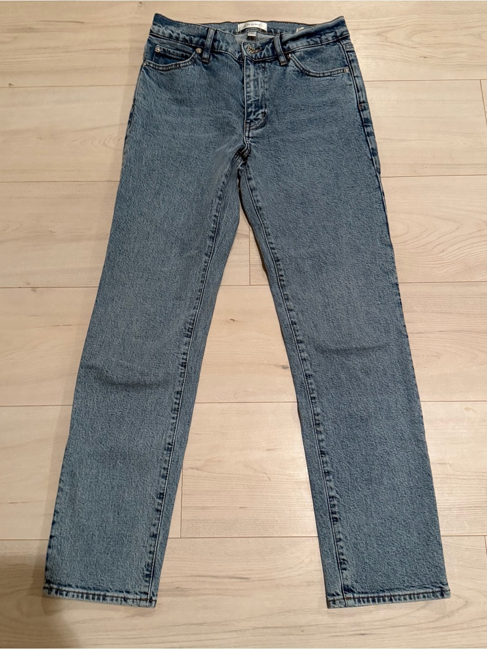 Frame Denim Women's Straight-Leg Jeans in Light Blue Wash